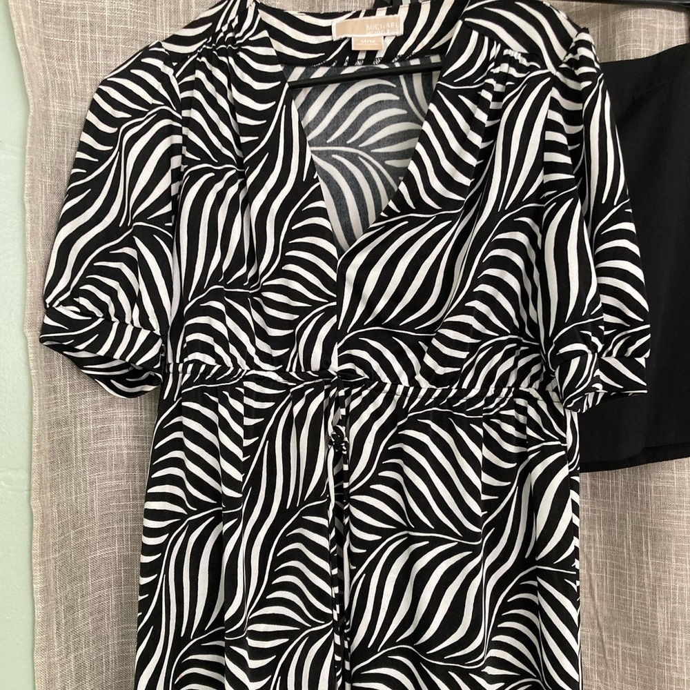 Michael Kors Empire waist blouse with drawstring.